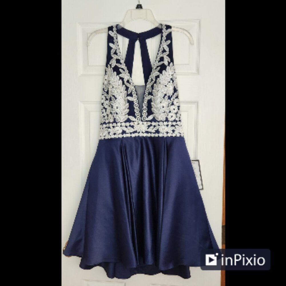 Blondie Nites Navy Beaded Formal Short Homecoming Halter Dress Juniors 13 NWT